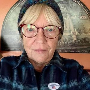 Meet your Posher, Deb